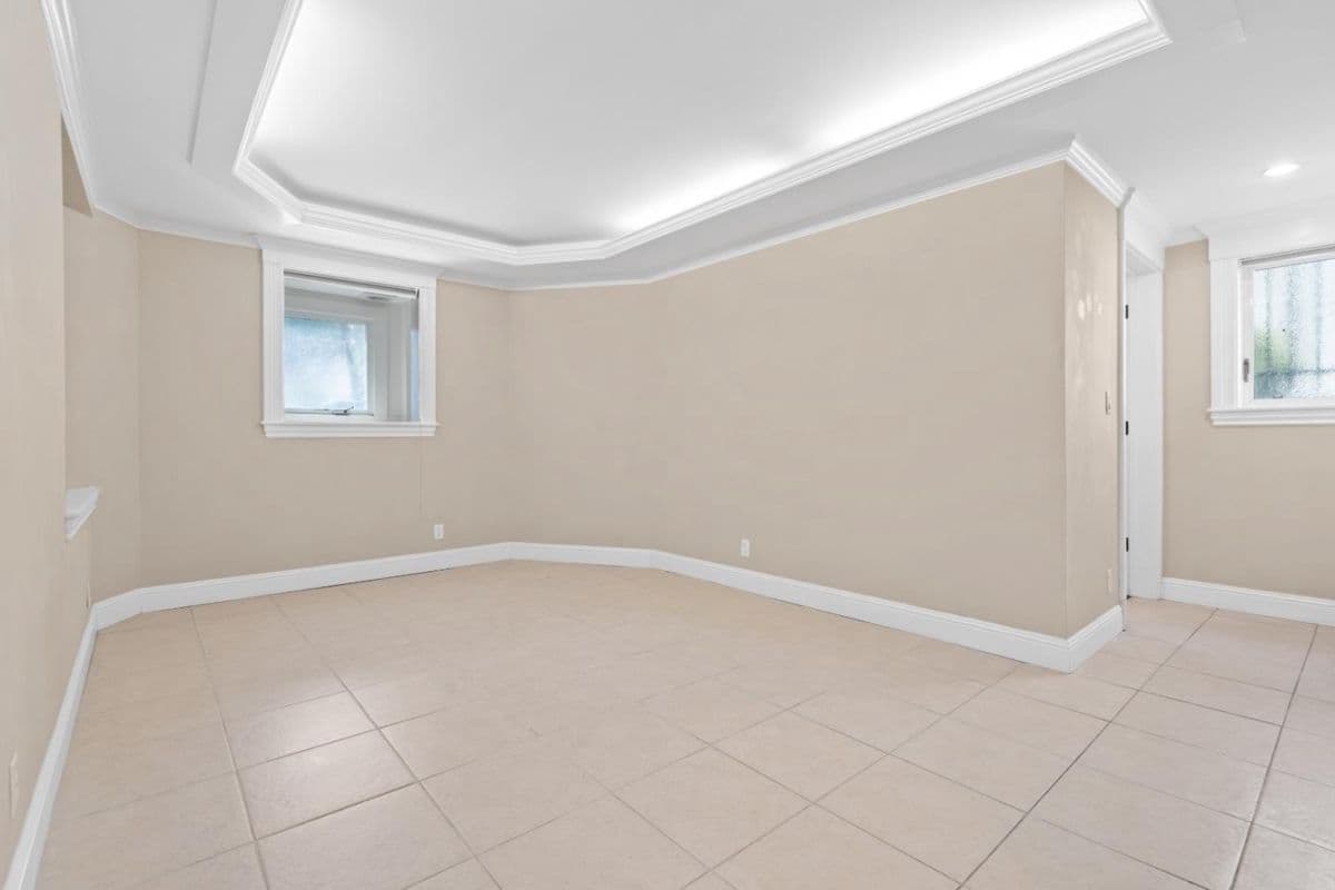 80 South 6th Street - Photo 5