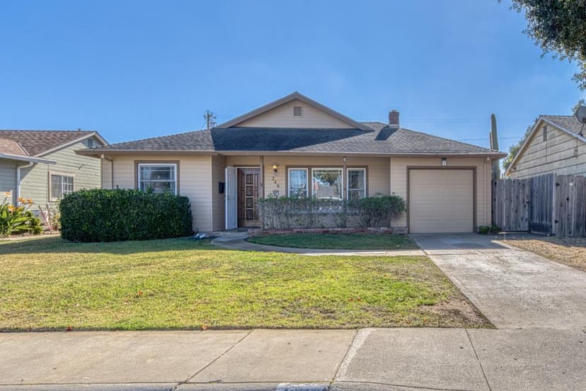 246 Dororo Drive - Photo 1 of 8