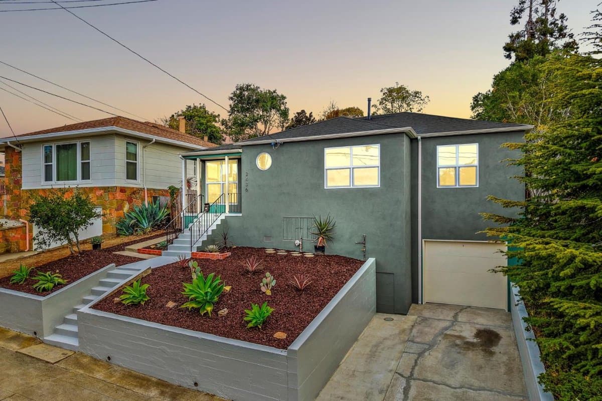 2436 Potomac Street - Photo 2