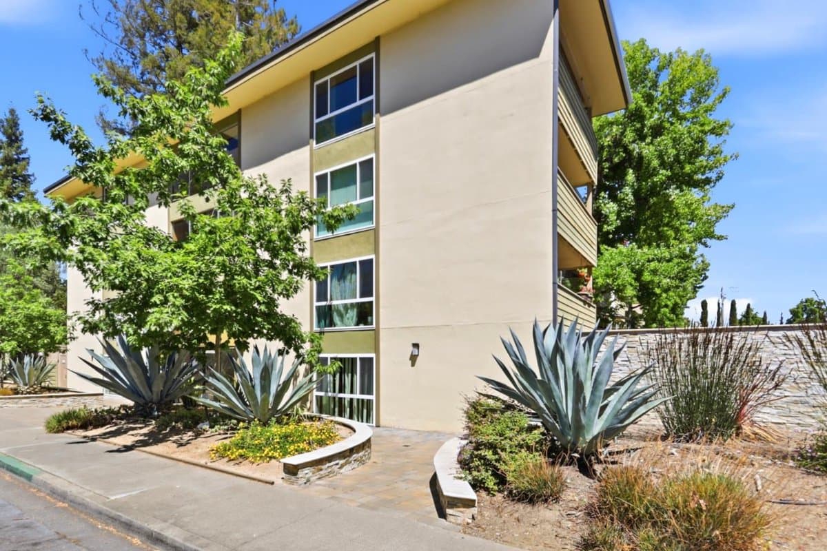 1033 Crestview Drive #110 - Photo 4