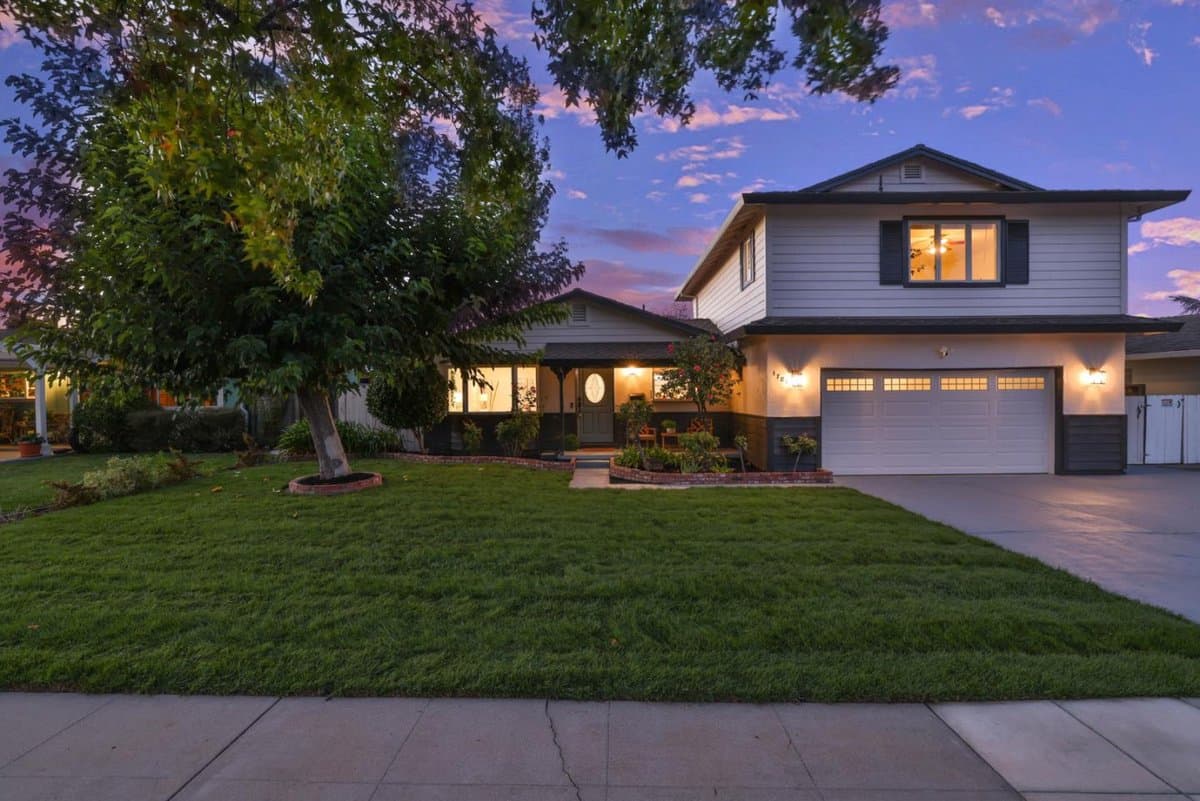 1781 Albert Avenue - Photo 2