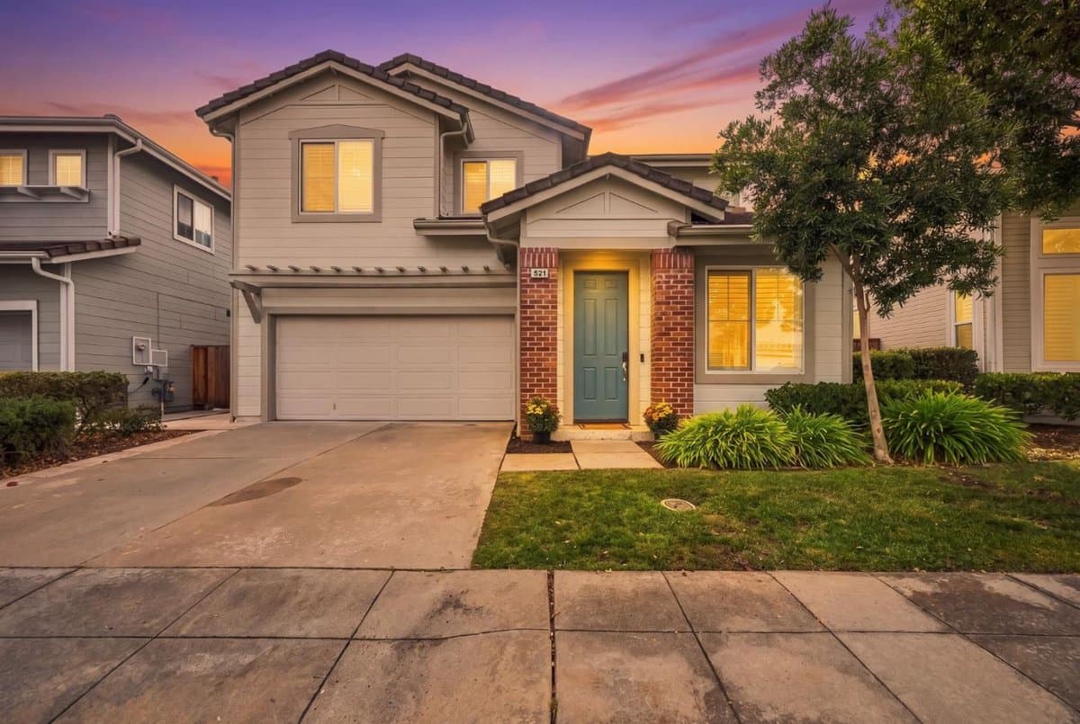 521 Osprey Drive - Photo 1