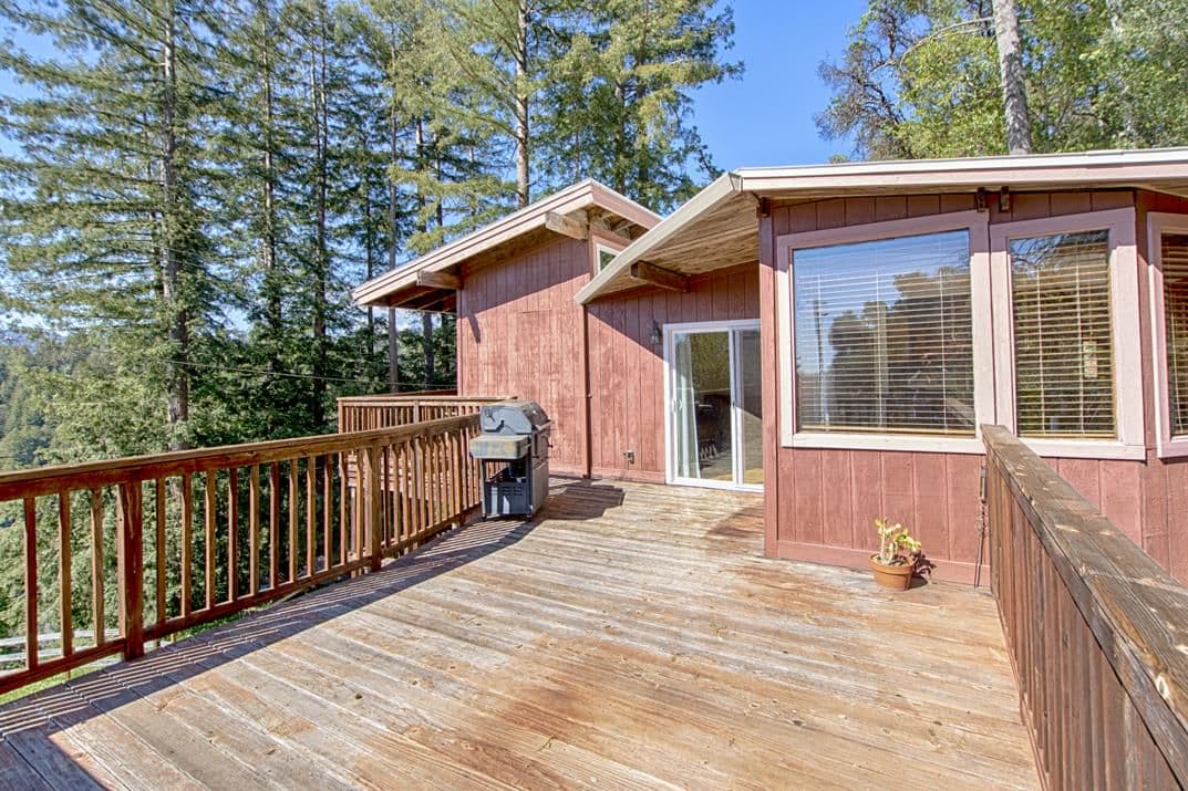 11120 Lake Boulevard - Photo 2