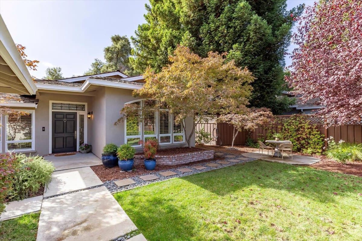 55 Oak Street - Photo 3