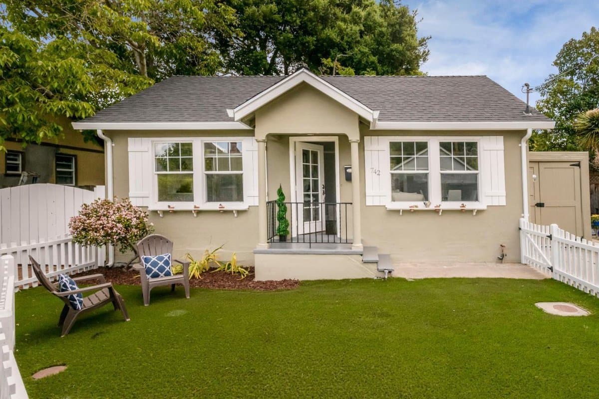 742 Homer Avenue - Photo 1