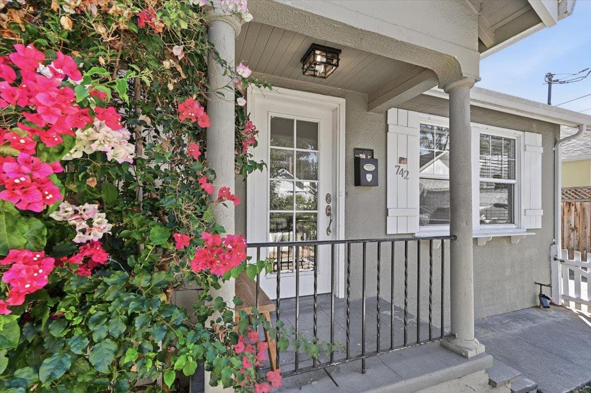742 Homer Avenue - Photo 4