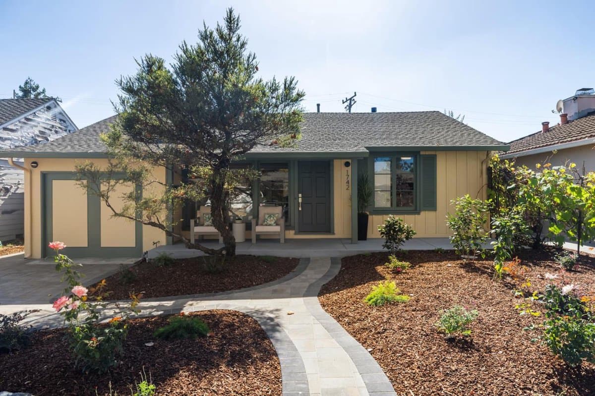 1742 Anamor Street - Photo 1