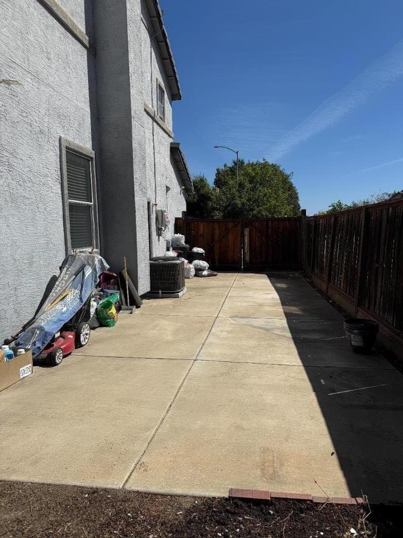 821 Stonewood Court - Photo 3