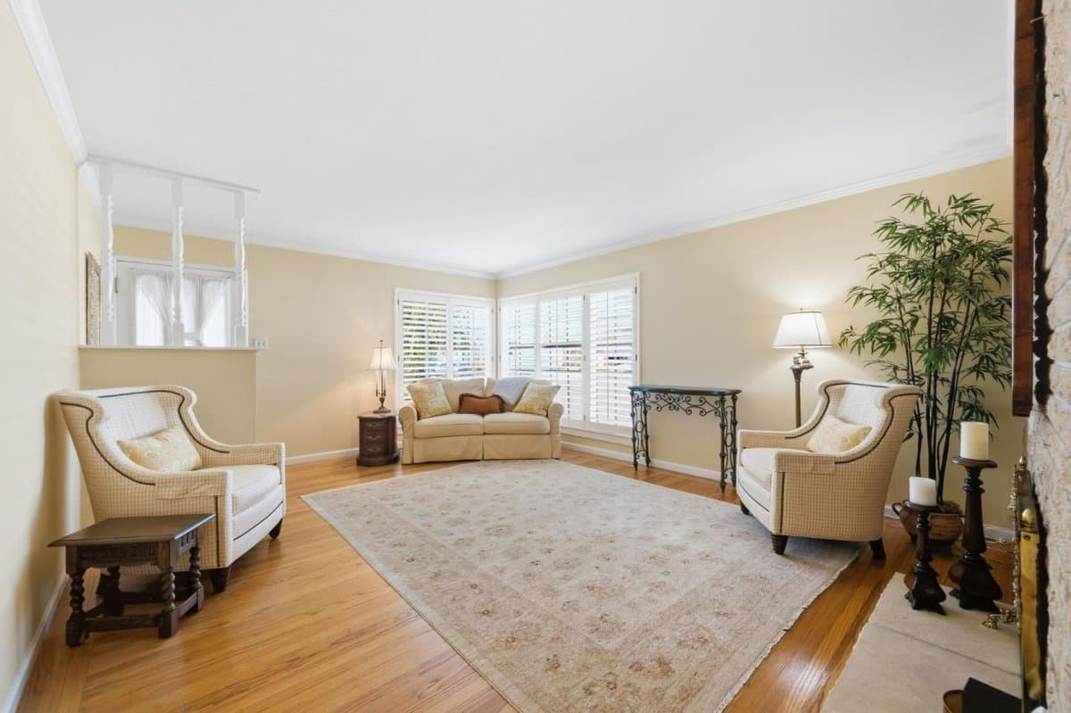 123 South Magnolia Avenue - Photo 4