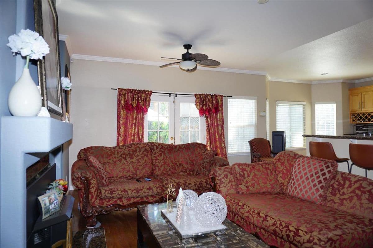 9402 Rodeo Drive - Photo 5