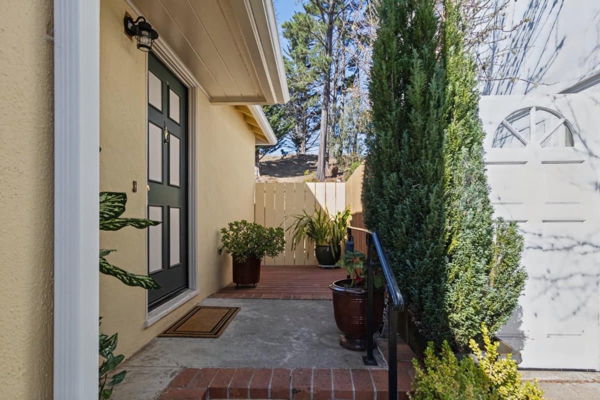 118 Dundee Drive - Photo 4