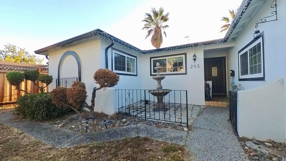 253 Spring Valley Lane - Photo 5
