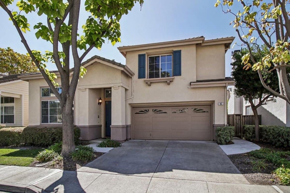 482 Stonefield - Photo 2