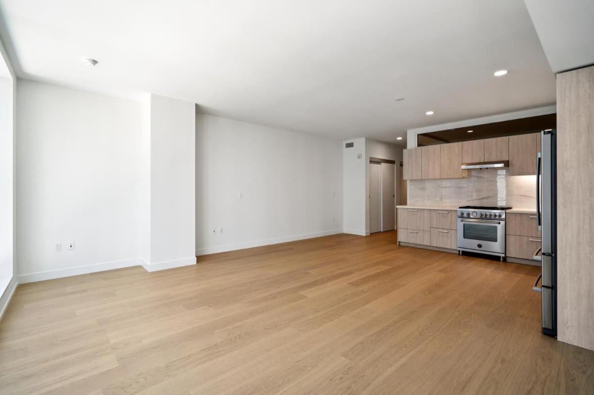 188 West Saint James Street #11009 - Photo 5