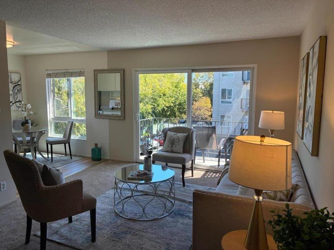 847 North Humboldt Street #302 - Photo 4