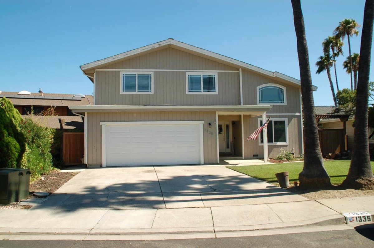 1335 Shell Court - Photo 1