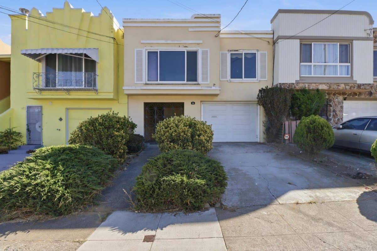 355 Chester Avenue - Photo 1