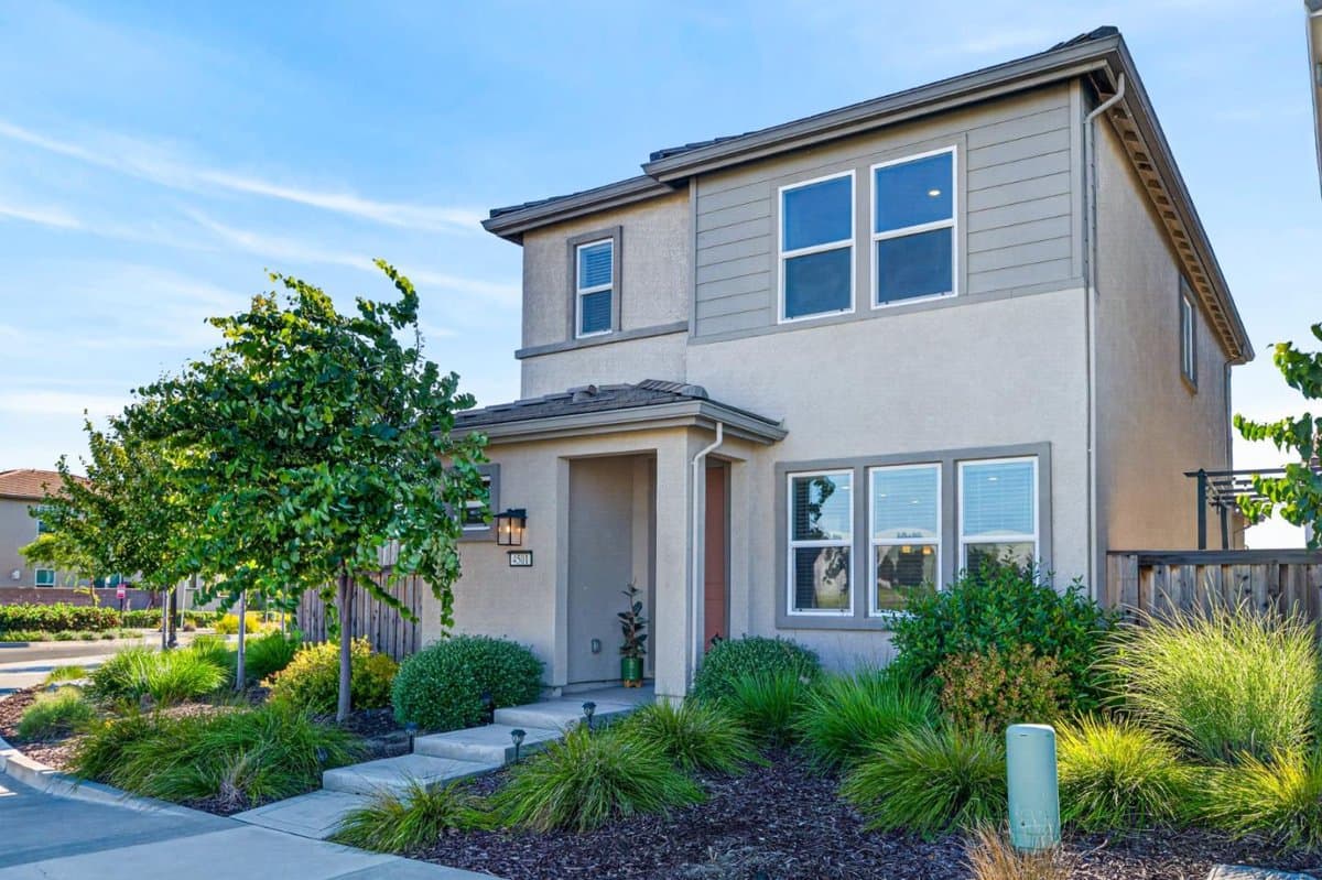 4501 Blackrock Drive - Photo 2