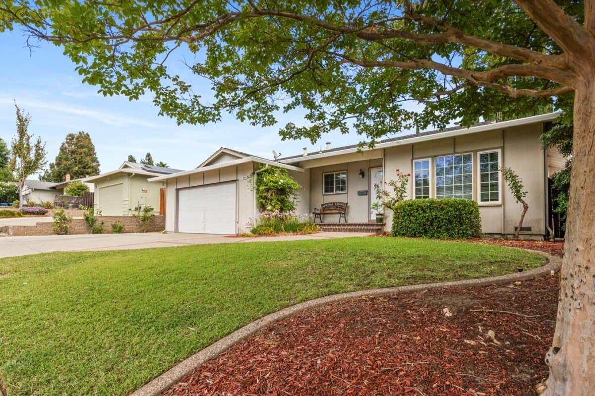 3513 Rio Grande Drive - Photo 2