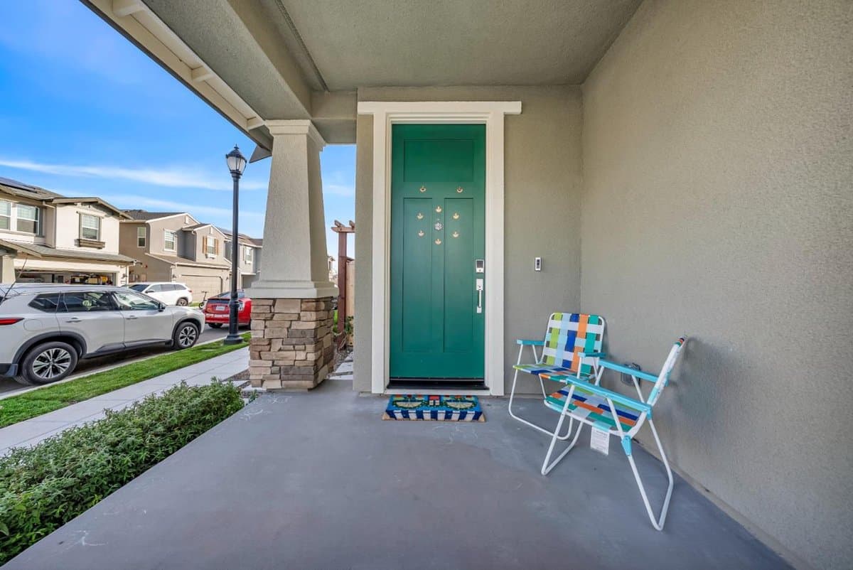 122 West Riverside Place - Photo 4