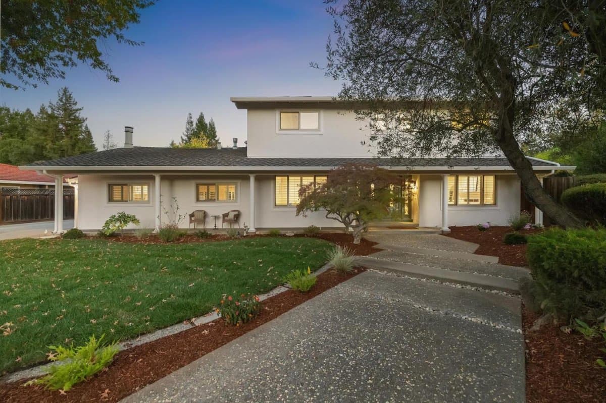 100 Calfhill Court - Photo 1