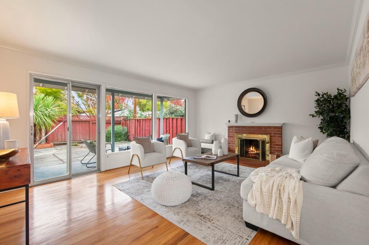 298 Leota Avenue - Photo 2