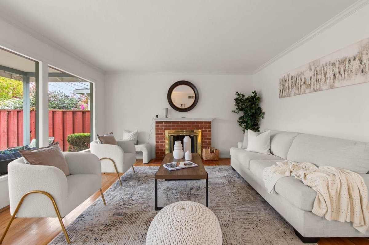 298 Leota Avenue - Photo 3