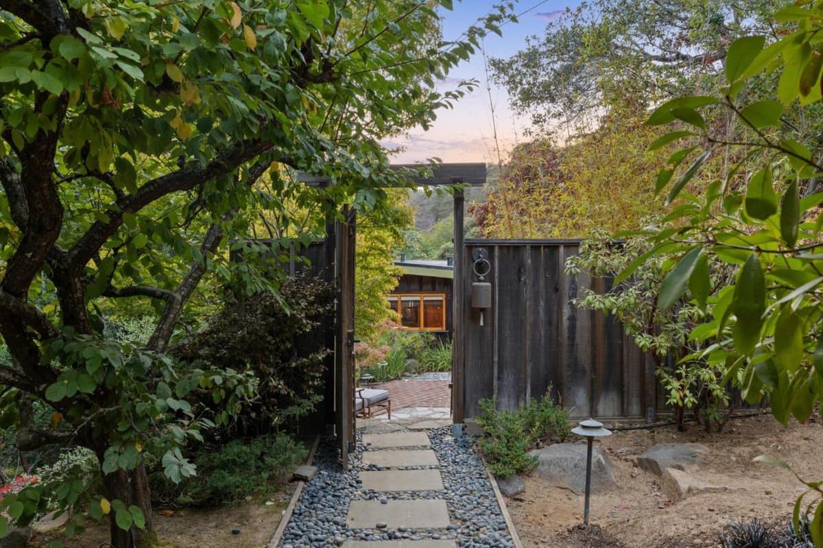 10026 Sycamore Canyon Road - Photo 2