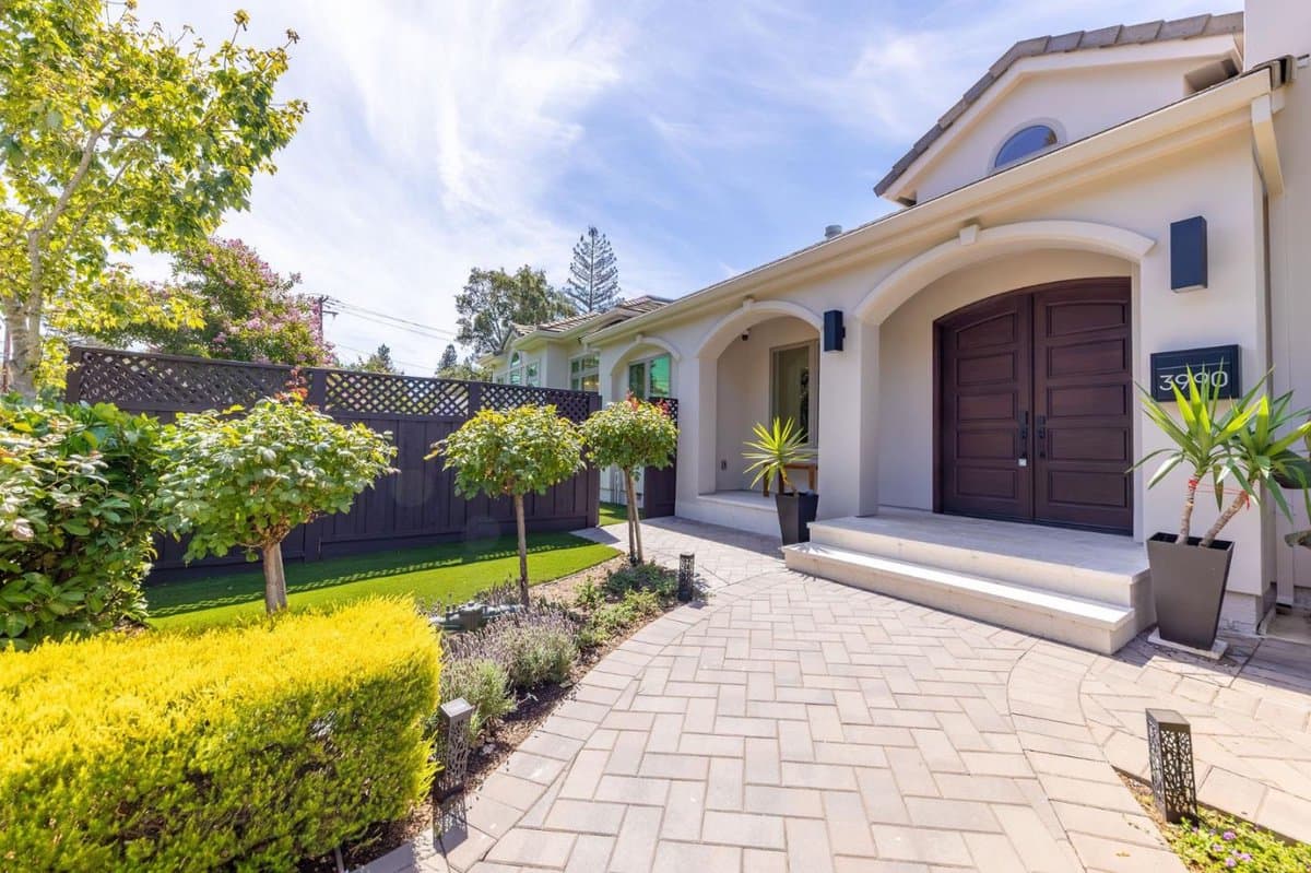 3990 Laguna Avenue - Photo 5
