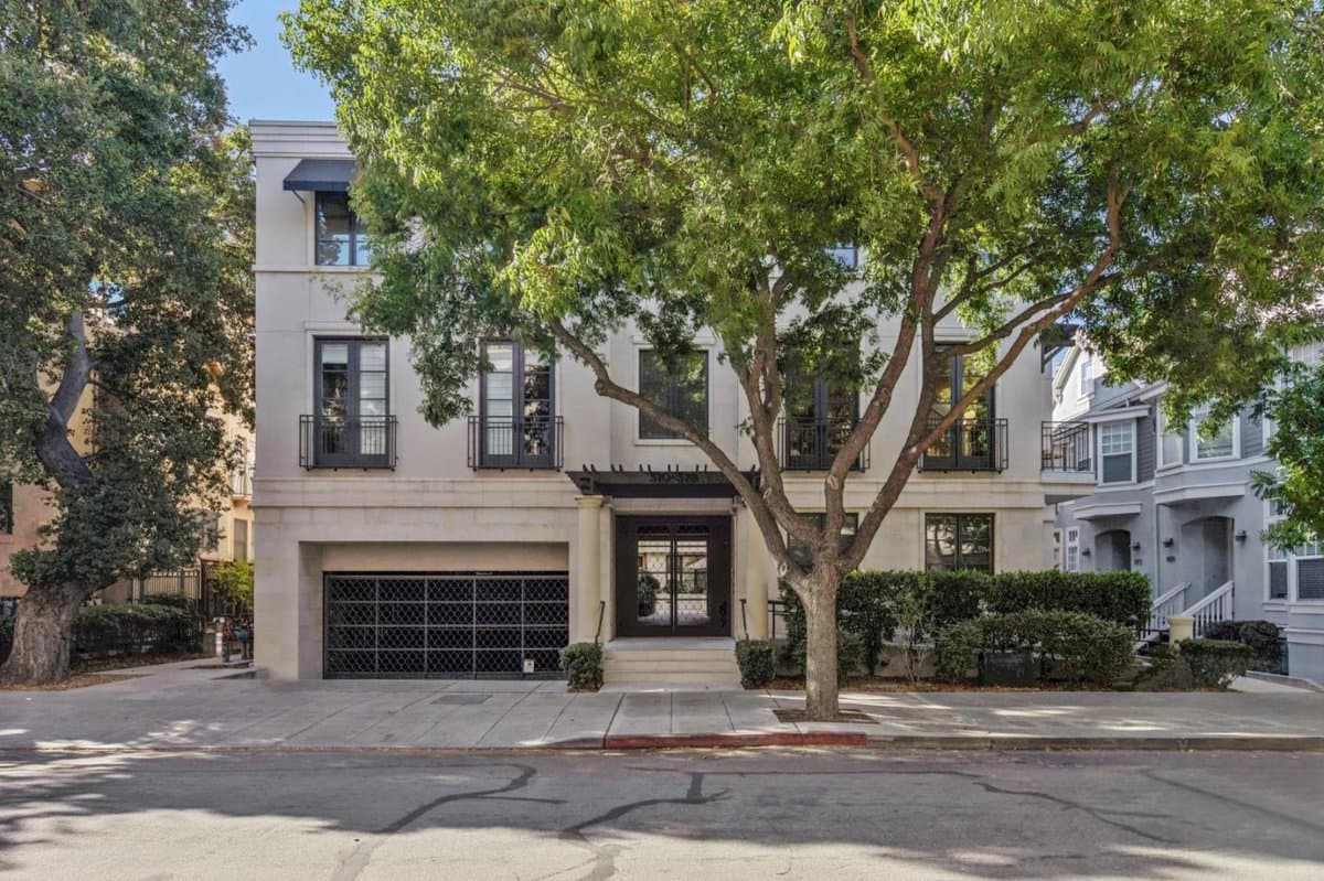 320 Bryant Street - Photo 1