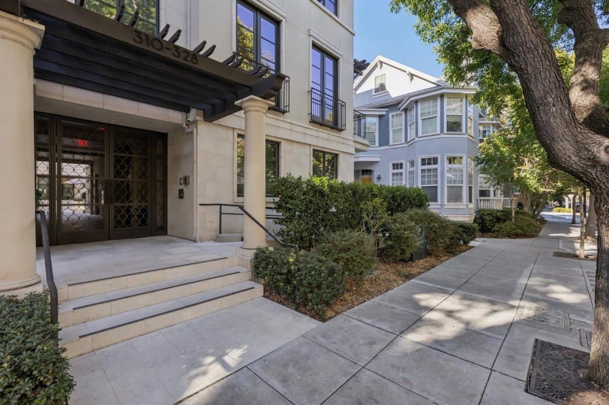 320 Bryant Street - Photo 3