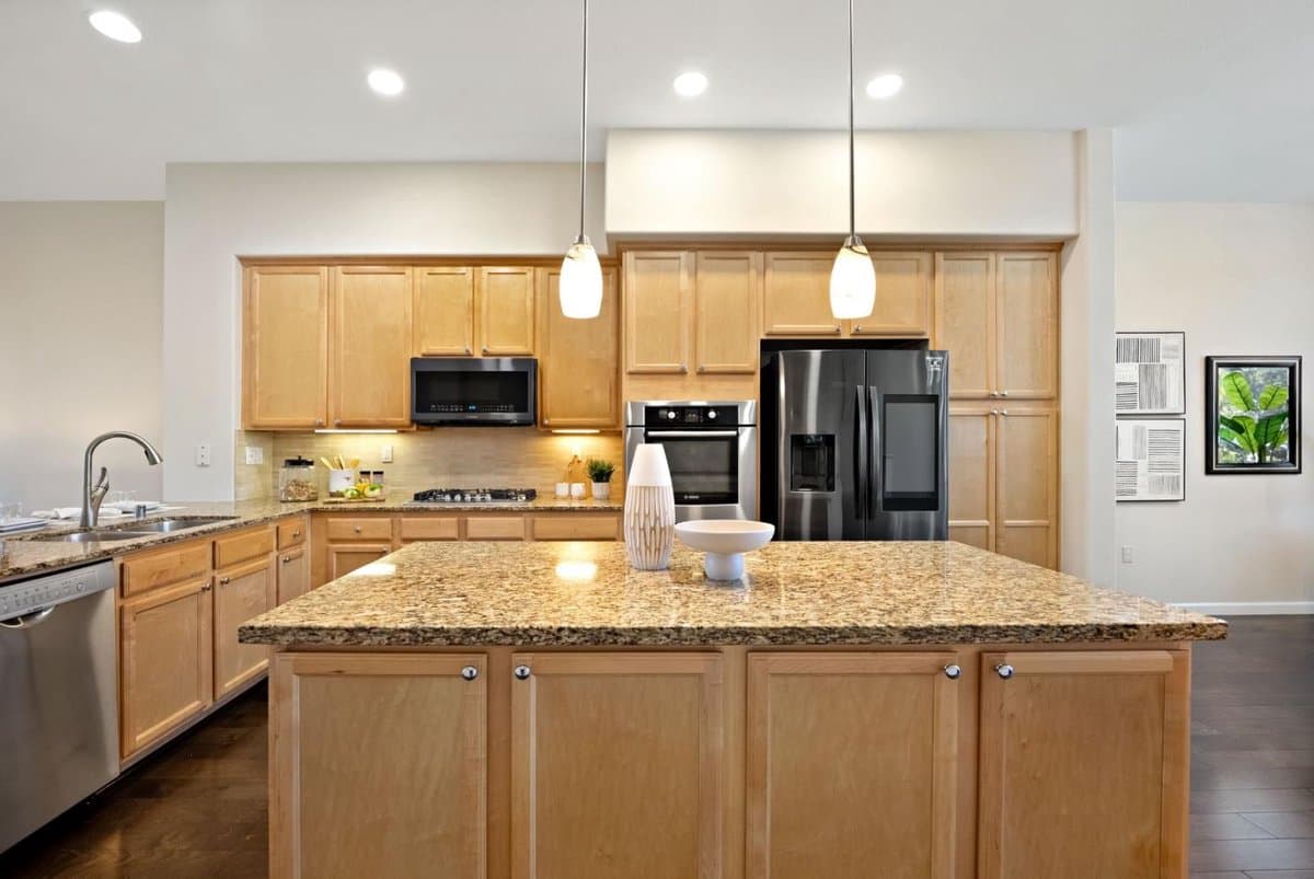 3035 Ruby Avenue - Photo 4