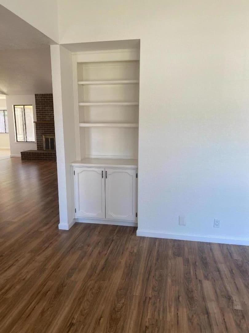 396 Lancaster Drive - Photo 4