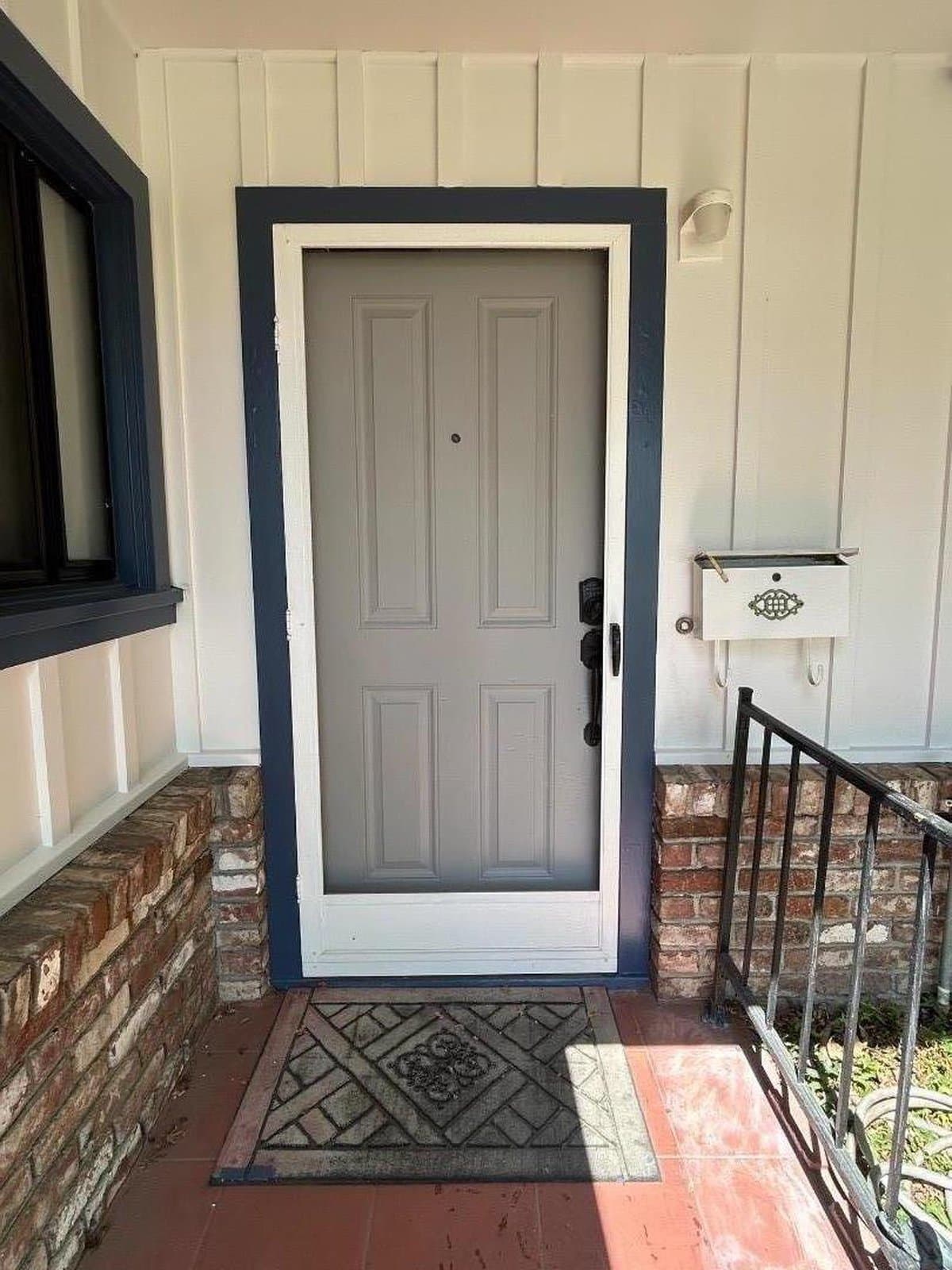 906 Bautista Drive - Photo 2