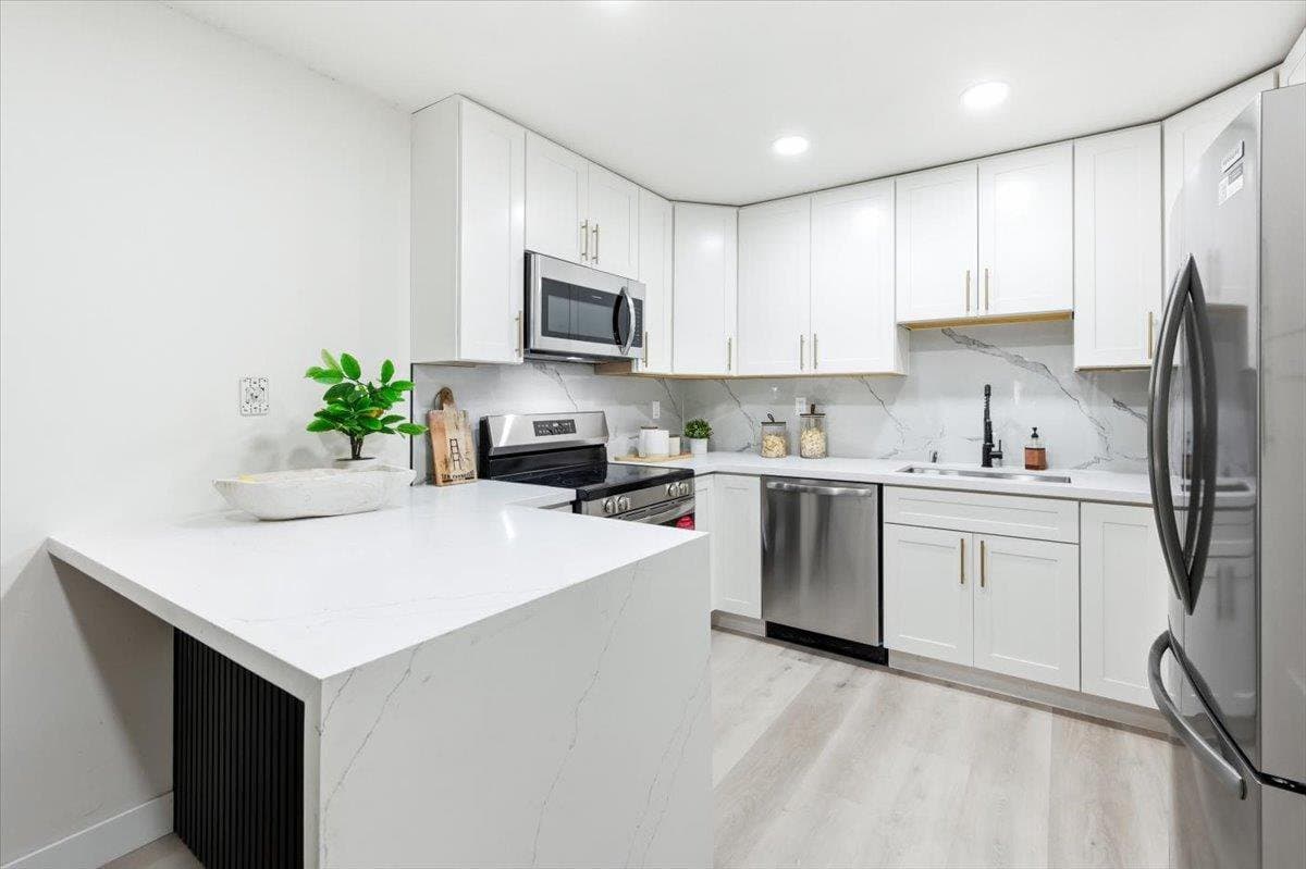 2700 Oak Road #11 - Photo 1