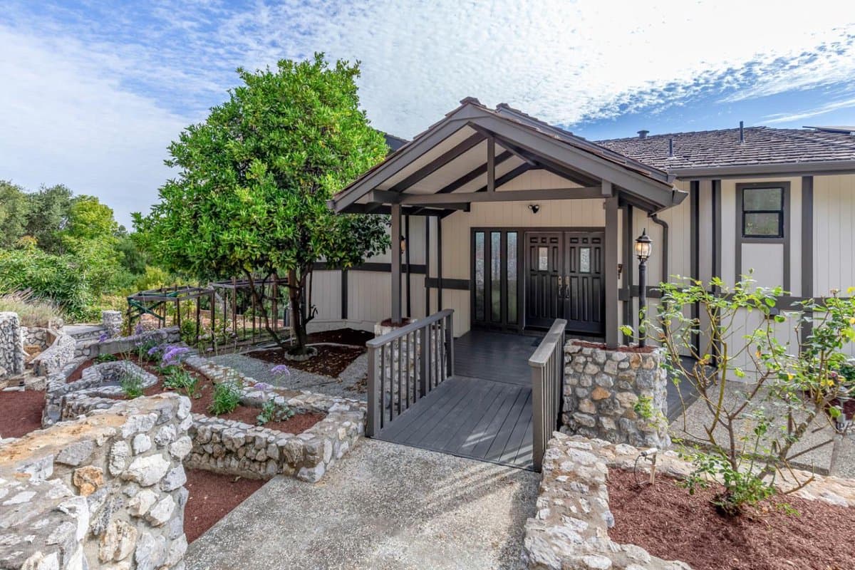 5893 Arboretum Drive - Photo 4
