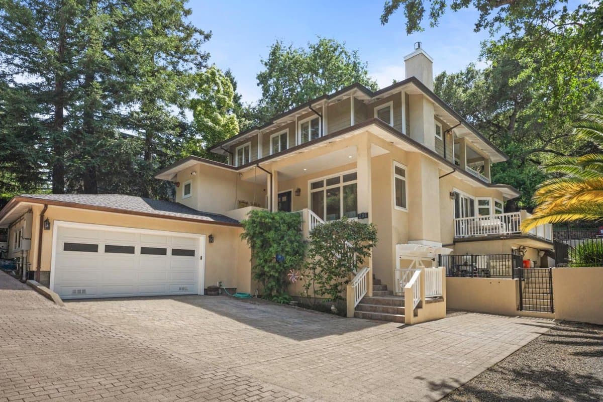 236 Ferndale Way - Photo 2