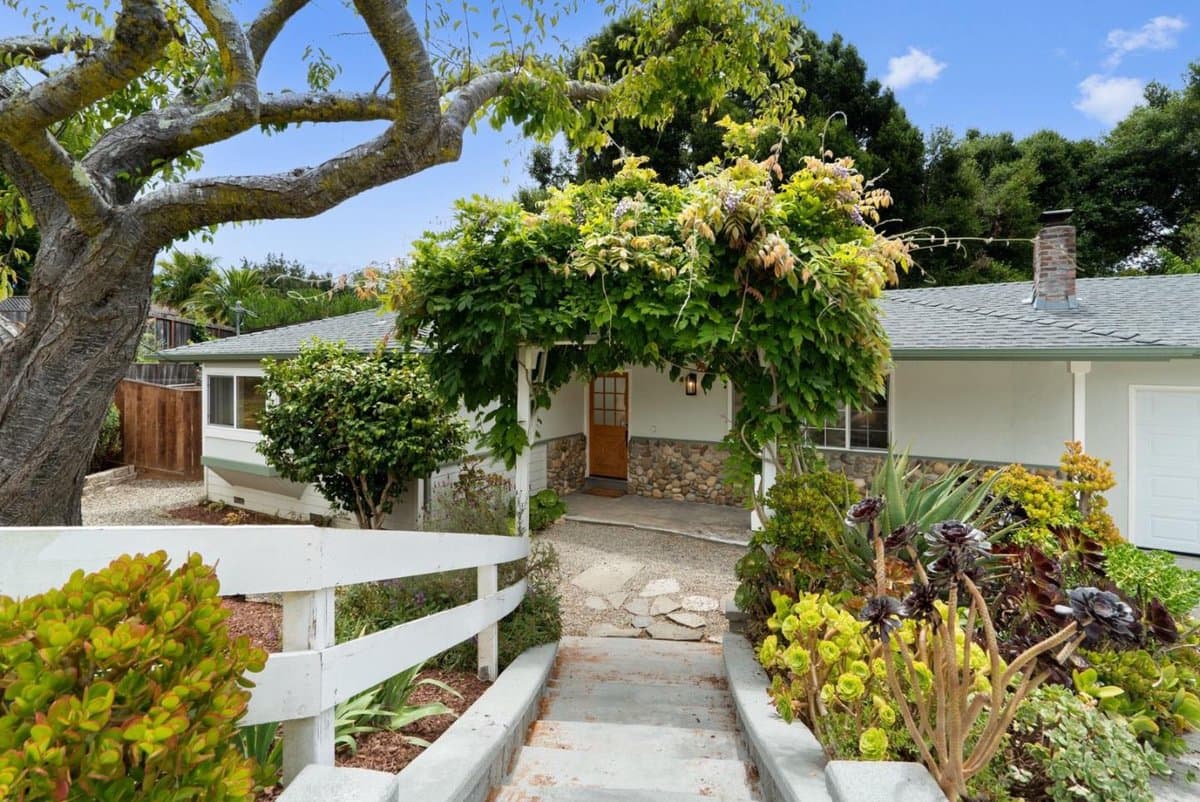 112 Siesta Court - Photo 3