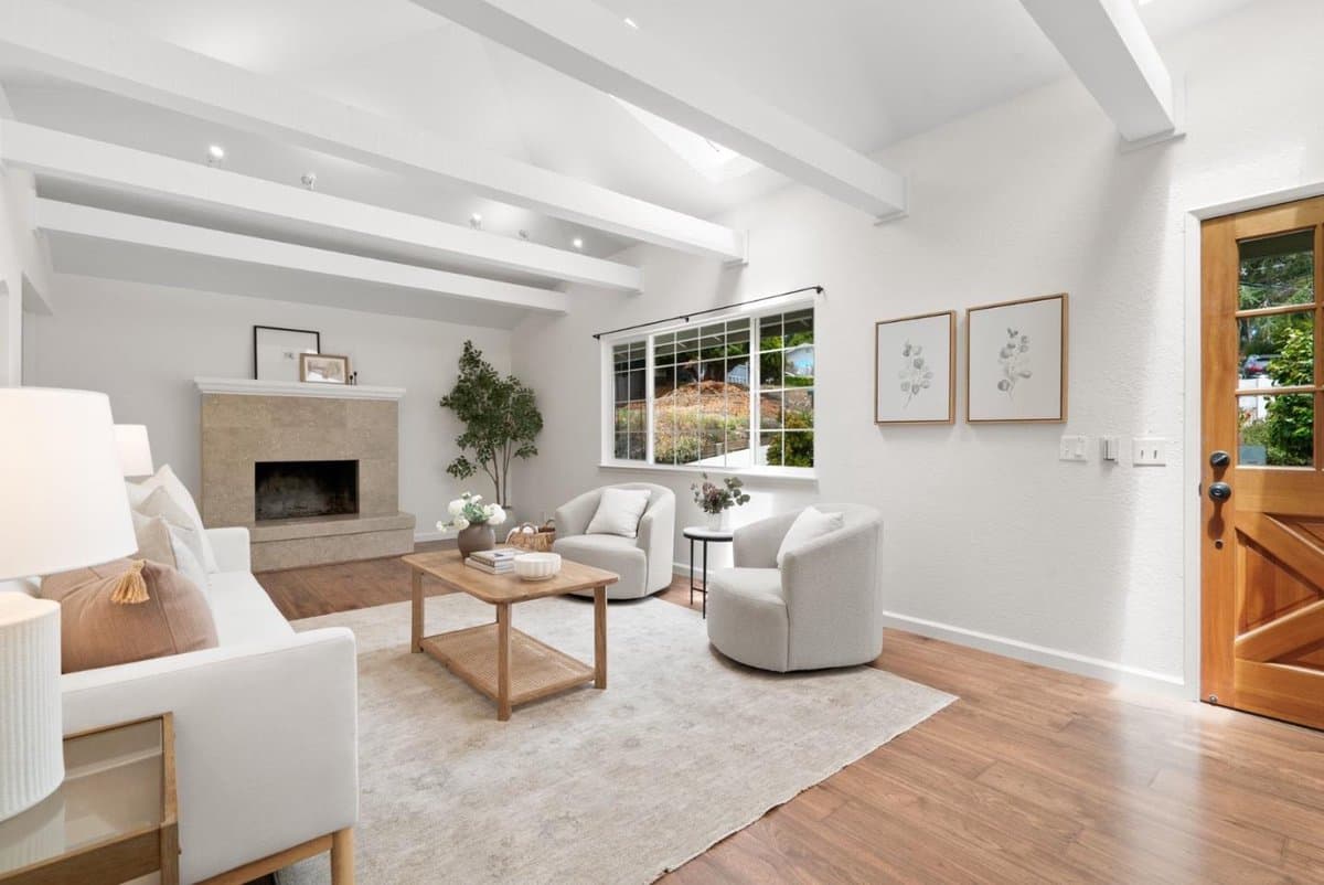 112 Siesta Court - Photo 4