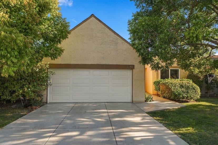 2390 Avenida De Guadalupe - Photo 1 of 8