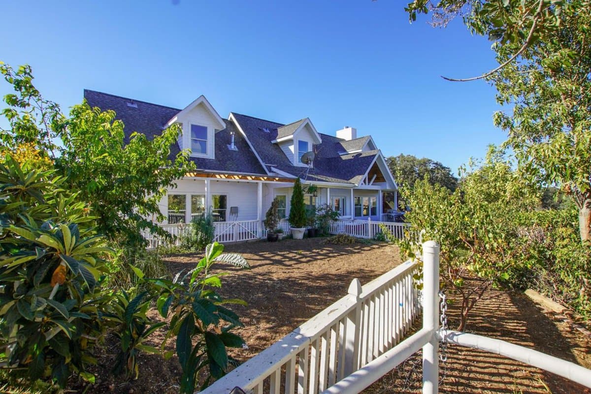 20392 Panoche Road - Photo 3