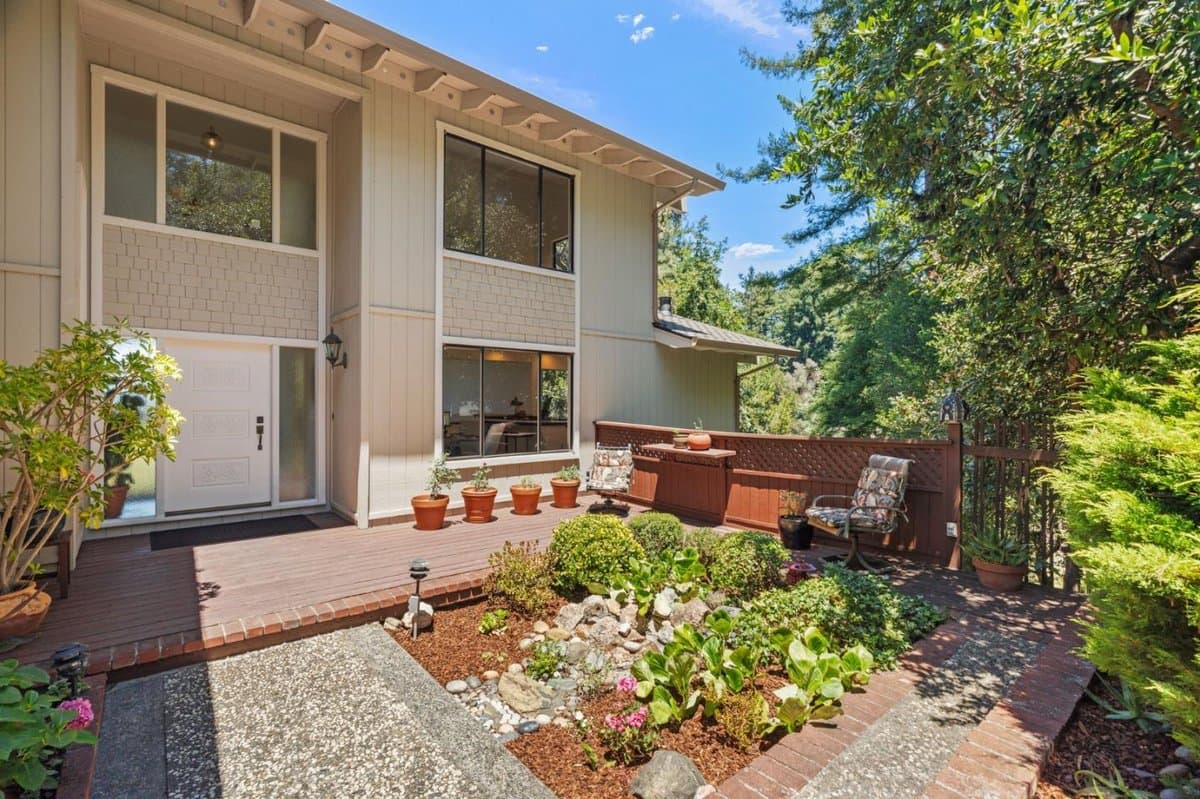 235 Southwood Drive - Photo 5