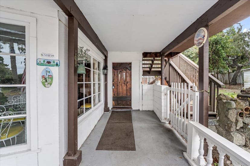 841 Congress Avenue - Photo 1 of 8