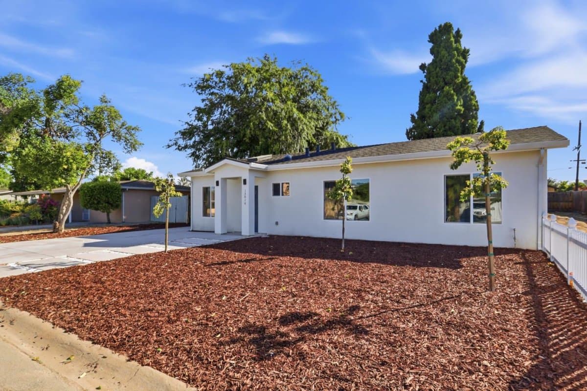 13014 Pfeifle Avenue - Photo 3
