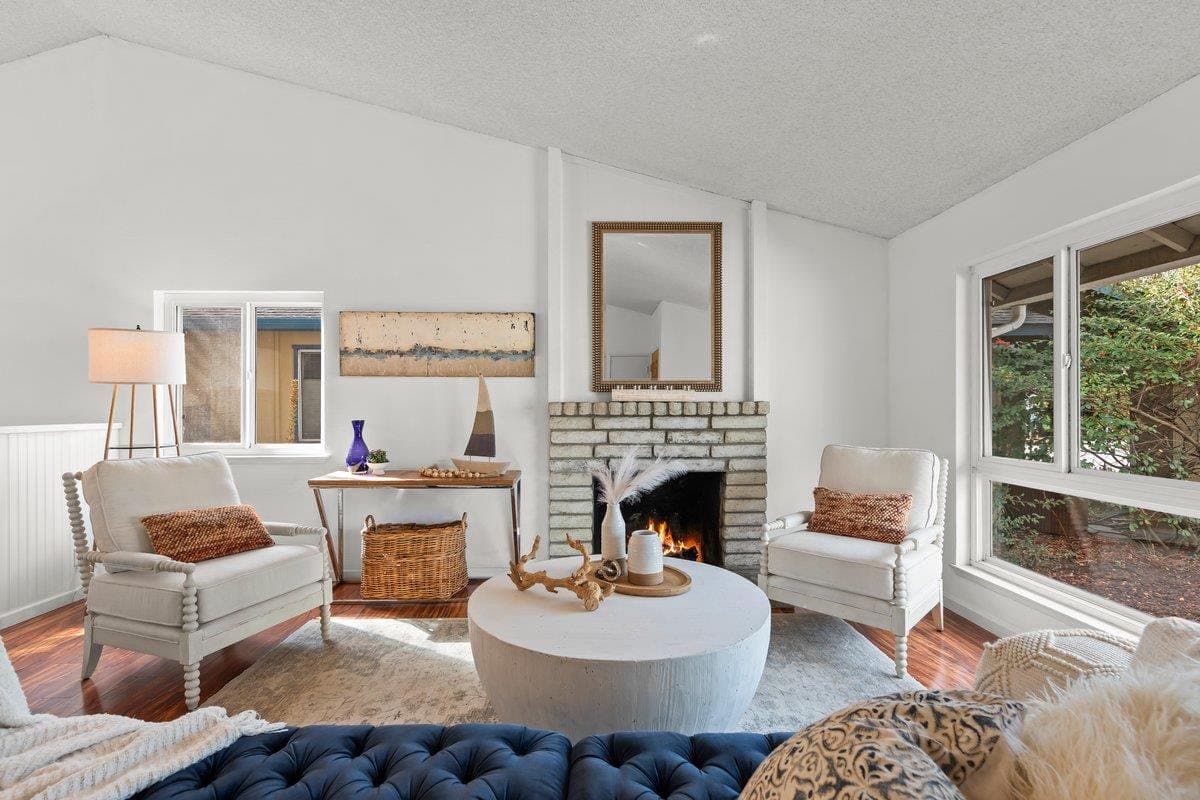 200 Coral Reef Avenue - Photo 3