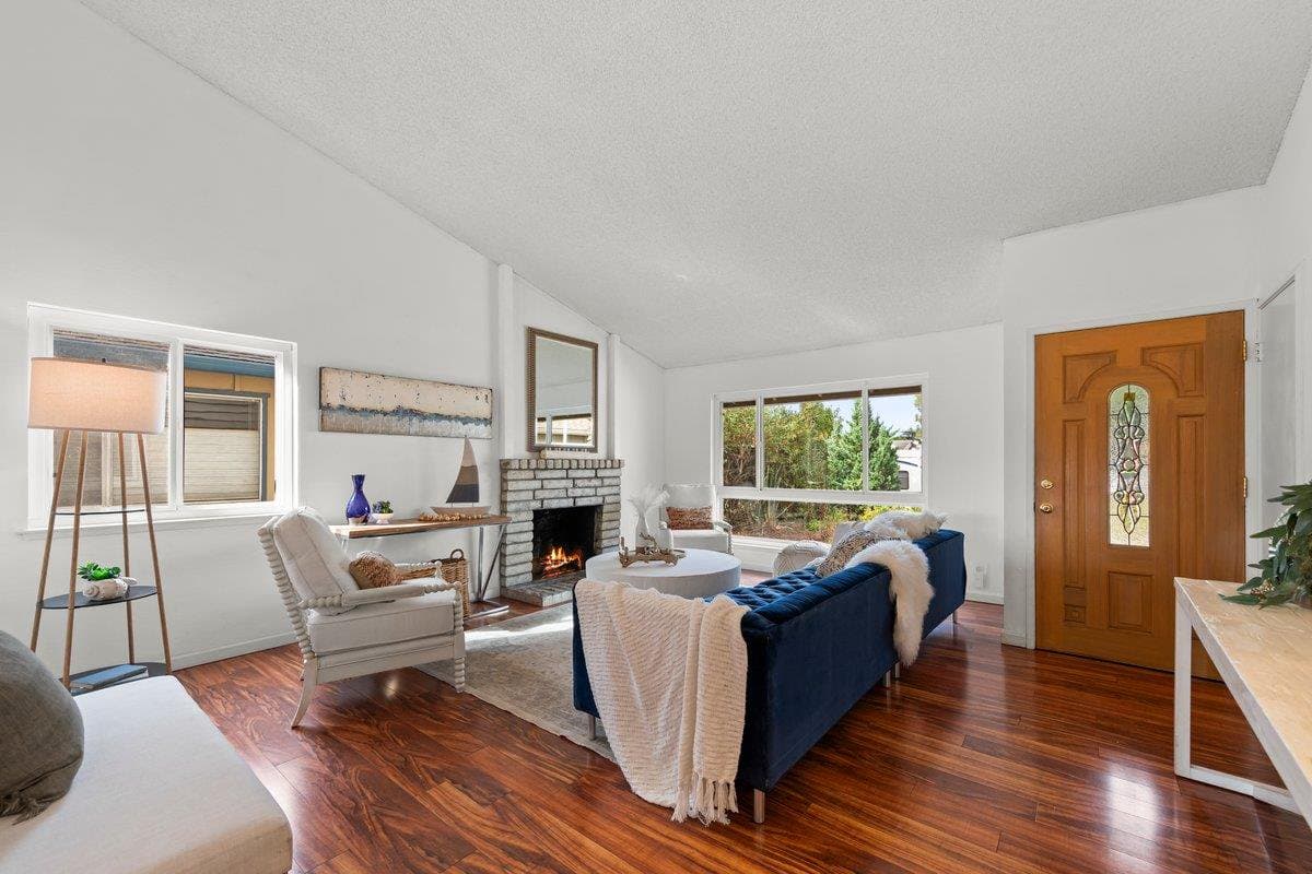 200 Coral Reef Avenue - Photo 4