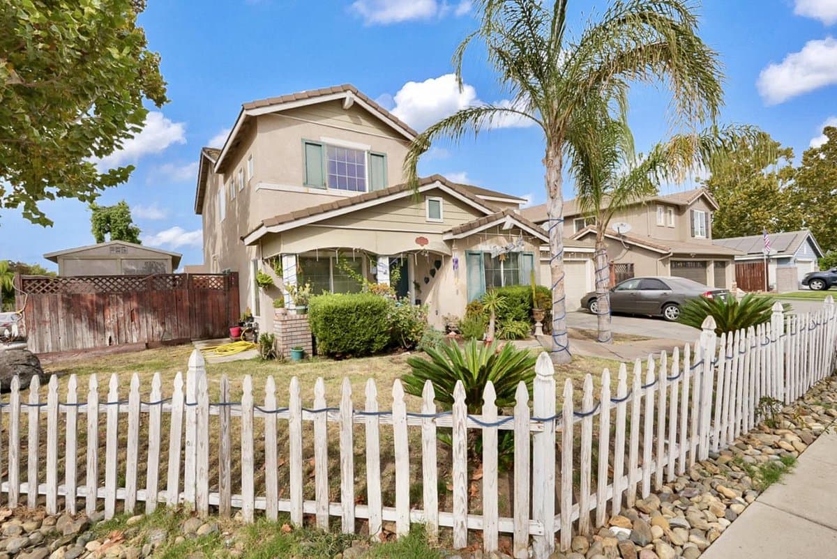 825 Rolling Oak Court - Photo 3