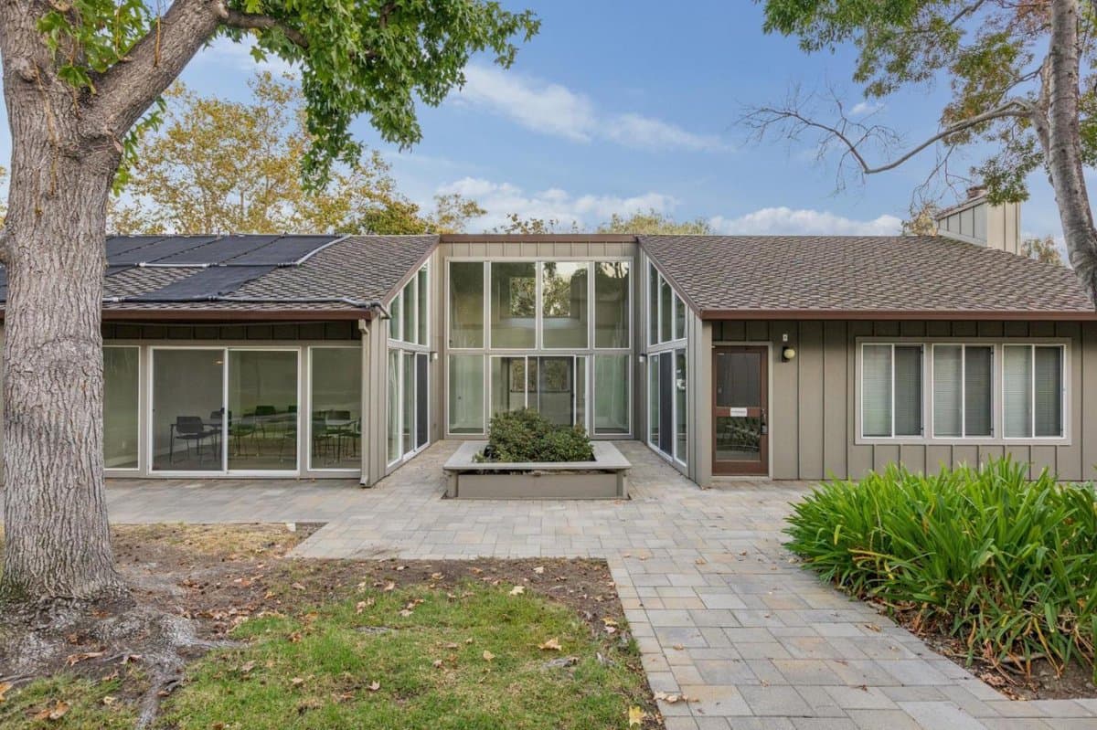 108 Walnut Hill Court - Photo 1
