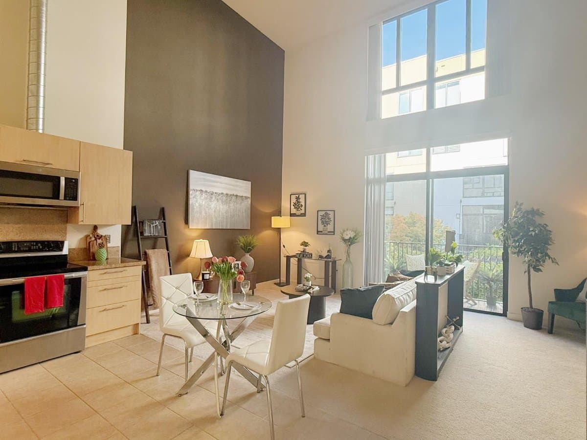 88 Bush Street #2202 - Photo 2