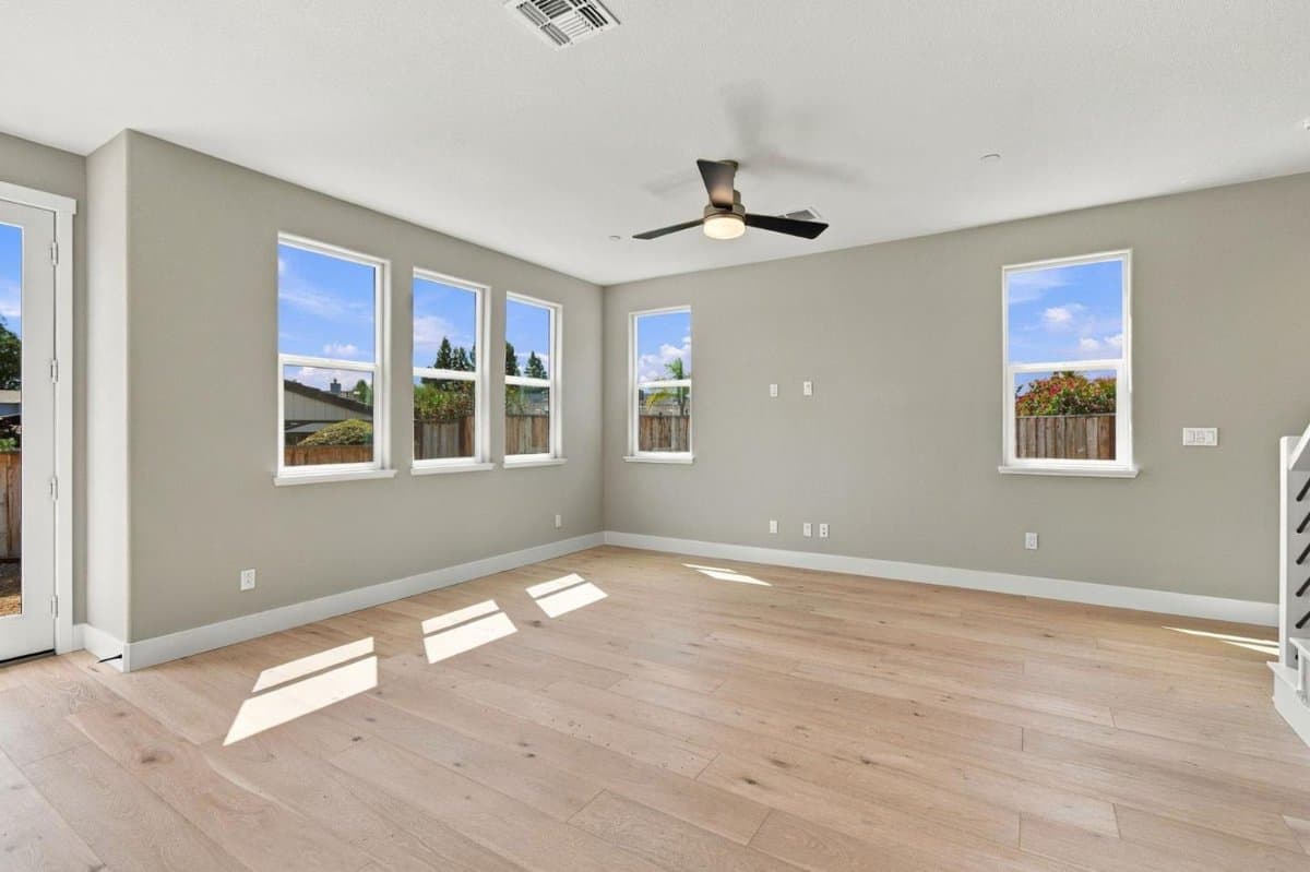 479 Sanchez Court - Photo 5